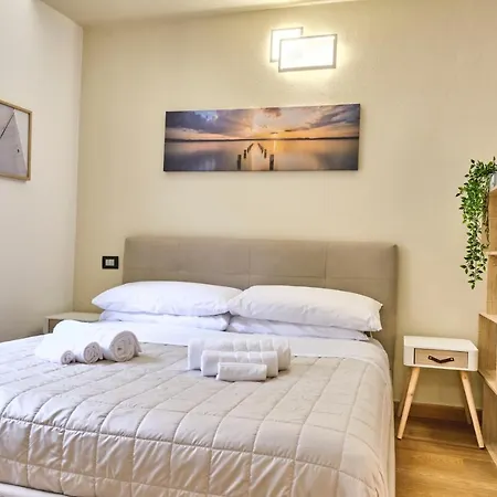 Lägenhet Centro-lecco Romantico Sul Lecco